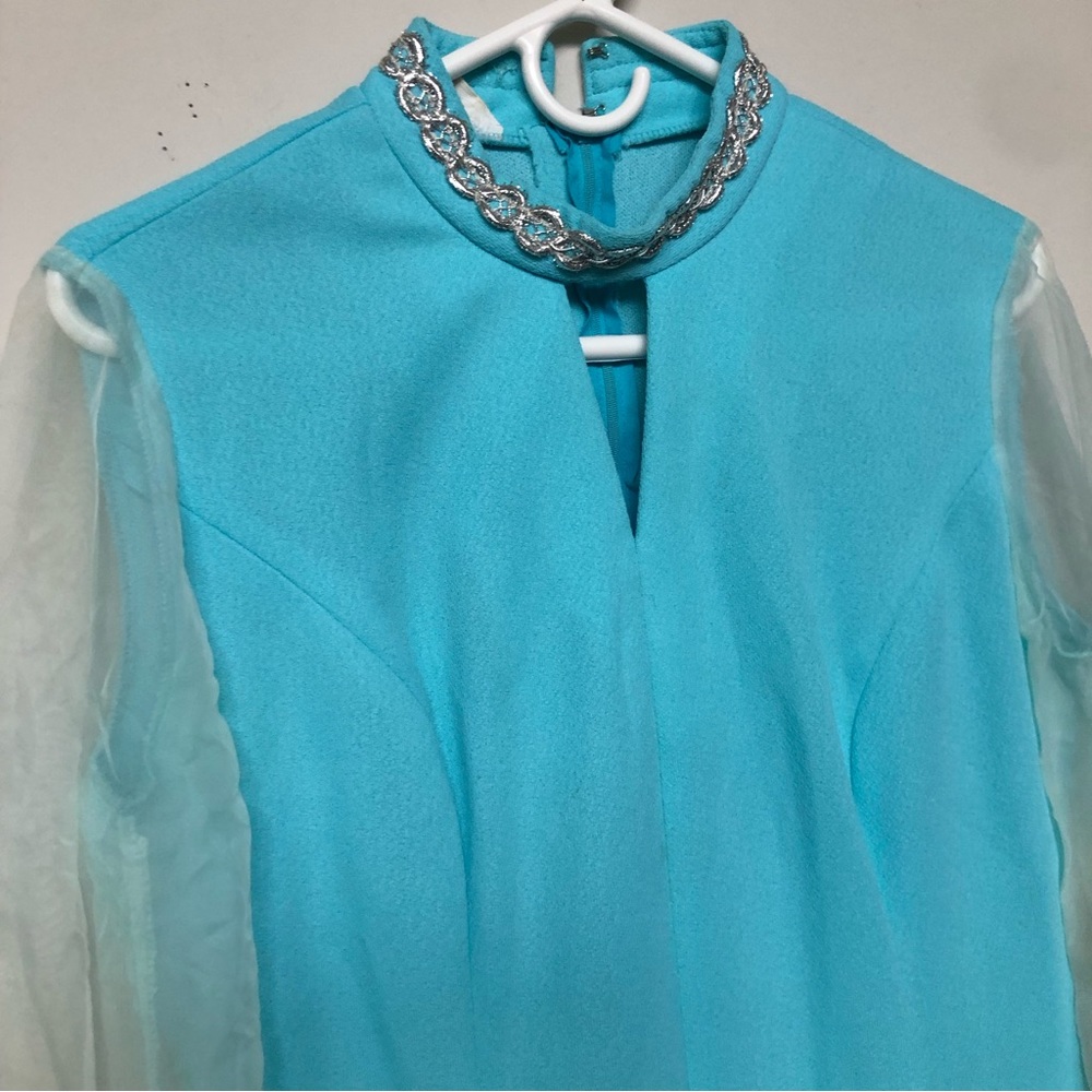 Vintage 1960s Montgomery award Dress